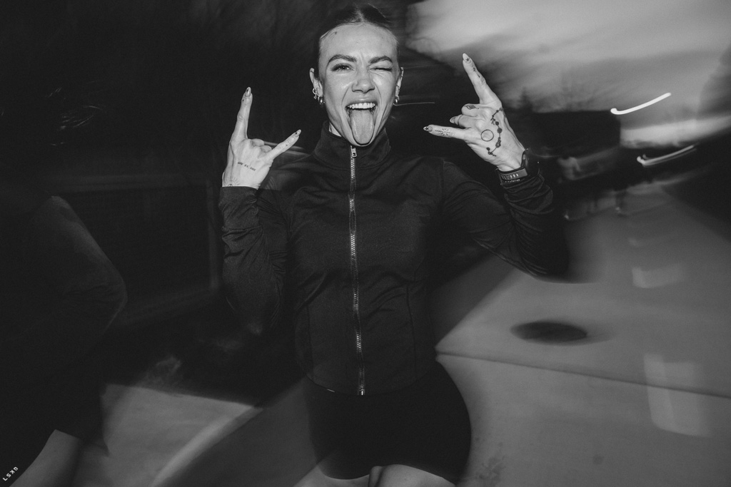 Coach image in black and white.